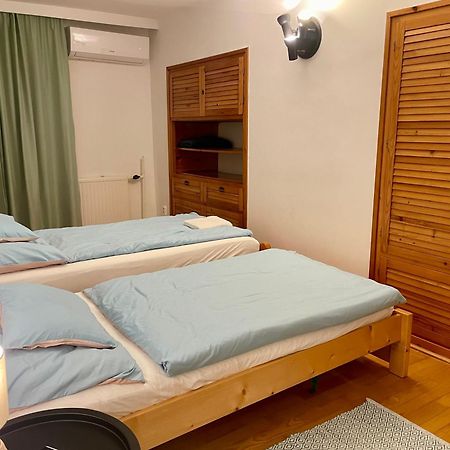 Veranda Apartman นีเรกฮาซา ภายนอก รูปภาพ